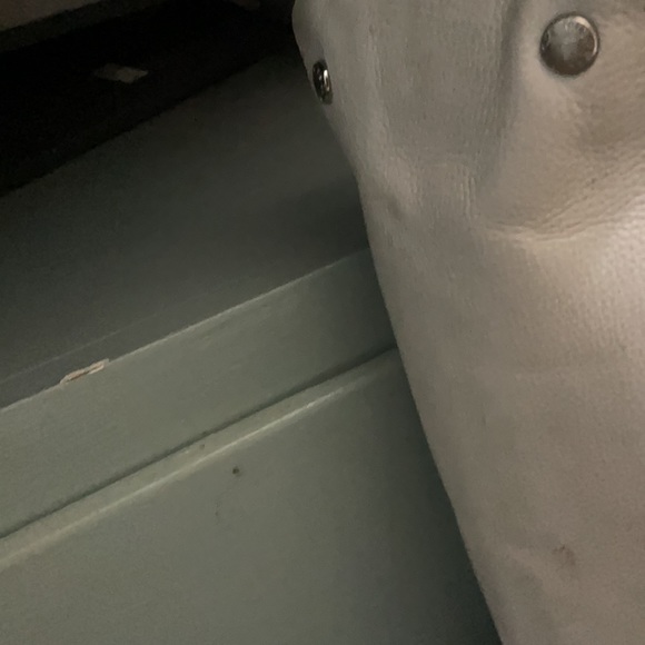 Michael Kors White Leather Bag - Picture 9 of 14